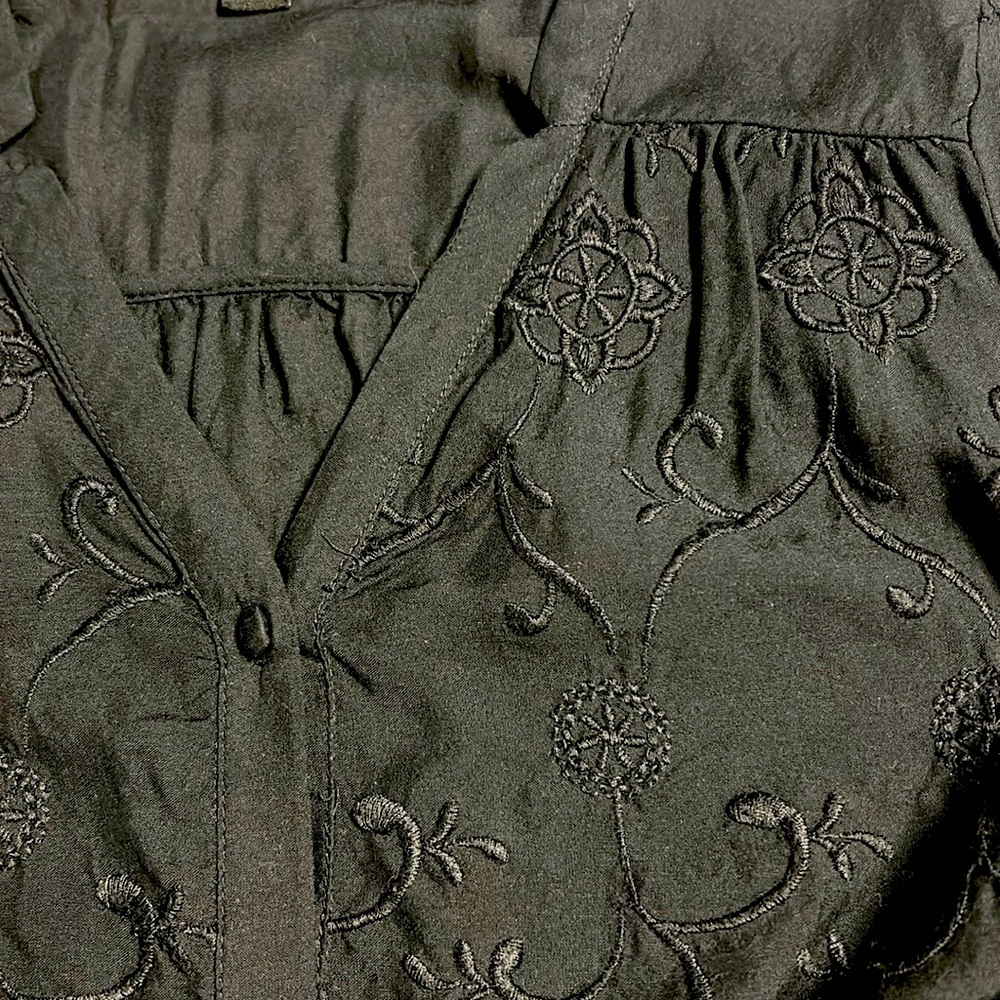 Lucky Brand embroidered pattern black top - Picture 3 of 3